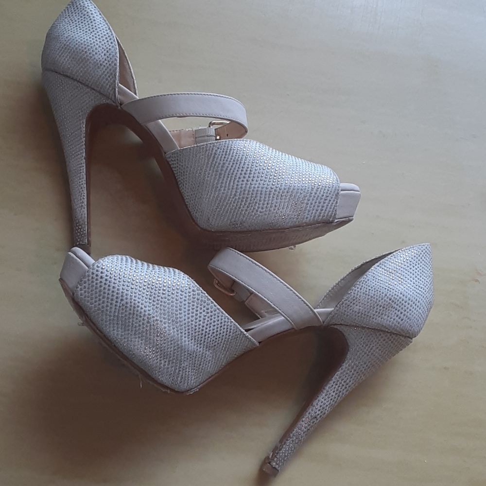 Ozono Platform High Heels